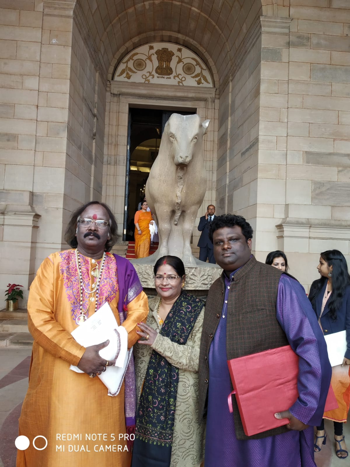Guru ji & Guru Maa at Rashpati Bhawan