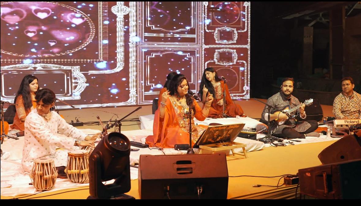 ROOHANI SISTERS PERFORMANCE (3)