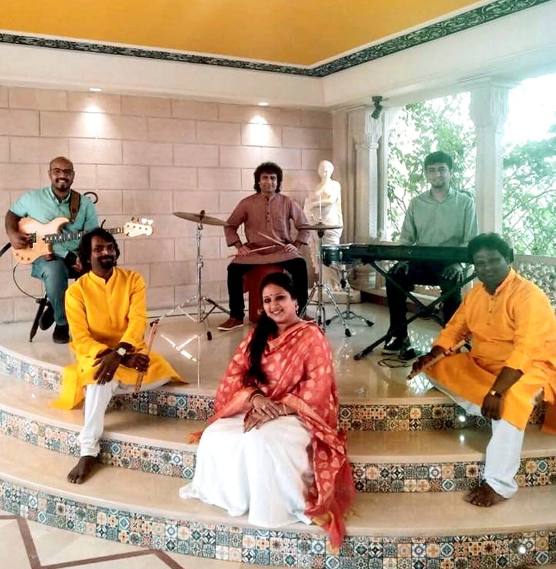 Shwaas Band