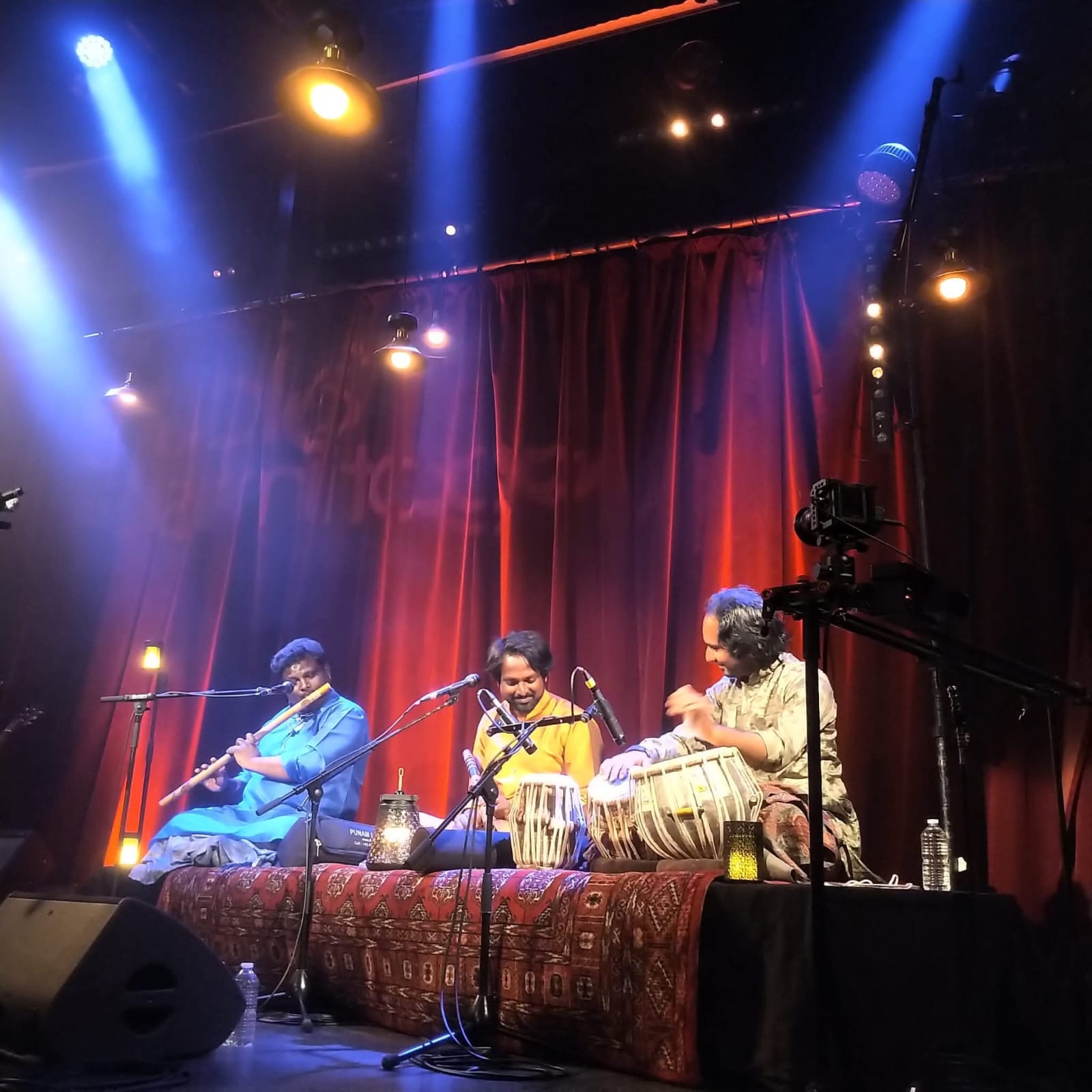 flute performance by Prasanna Brothers